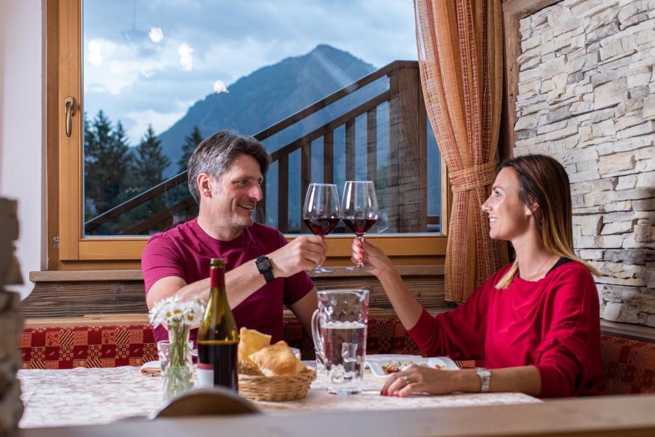Mytime Hotels La Grotta Виго-ди-Фасса Экстерьер фото