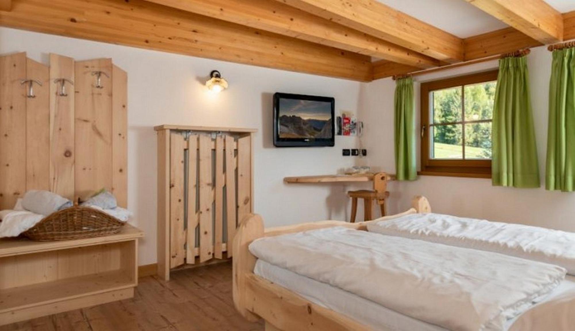 Mytime Hotels La Grotta Виго-ди-Фасса Номер фото