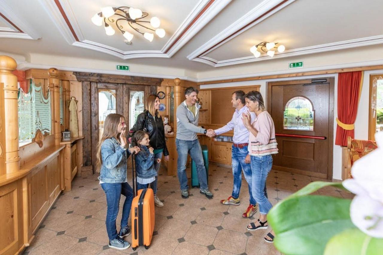 Mytime Hotels La Grotta Виго-ди-Фасса Экстерьер фото